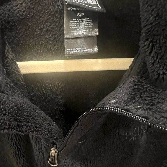 The North Face Women's Black Teddy Jacket Size Small - Picture 3 of 4